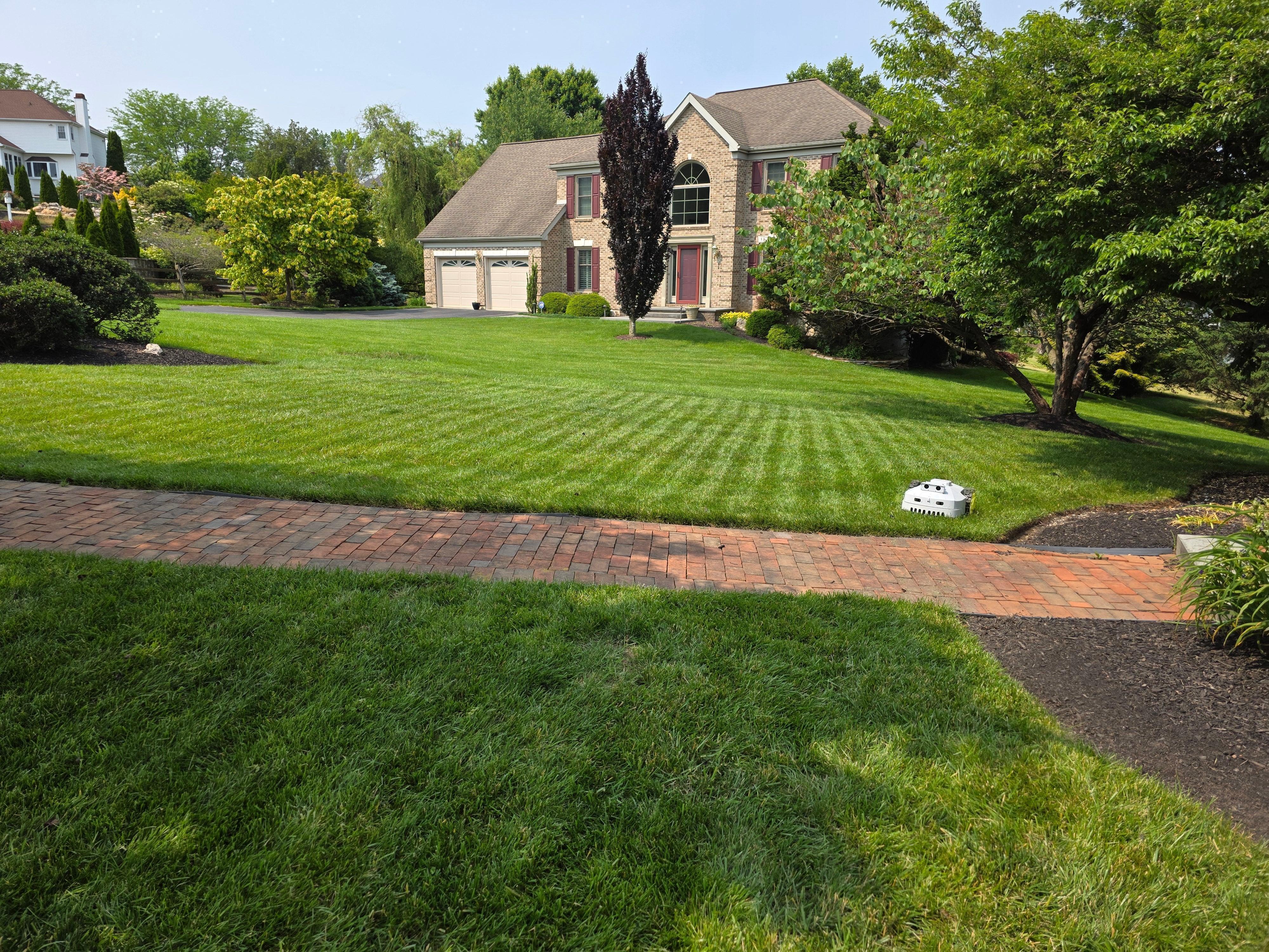 Earthwise Titan-100™ Robotic Lawn Mower - Image 11